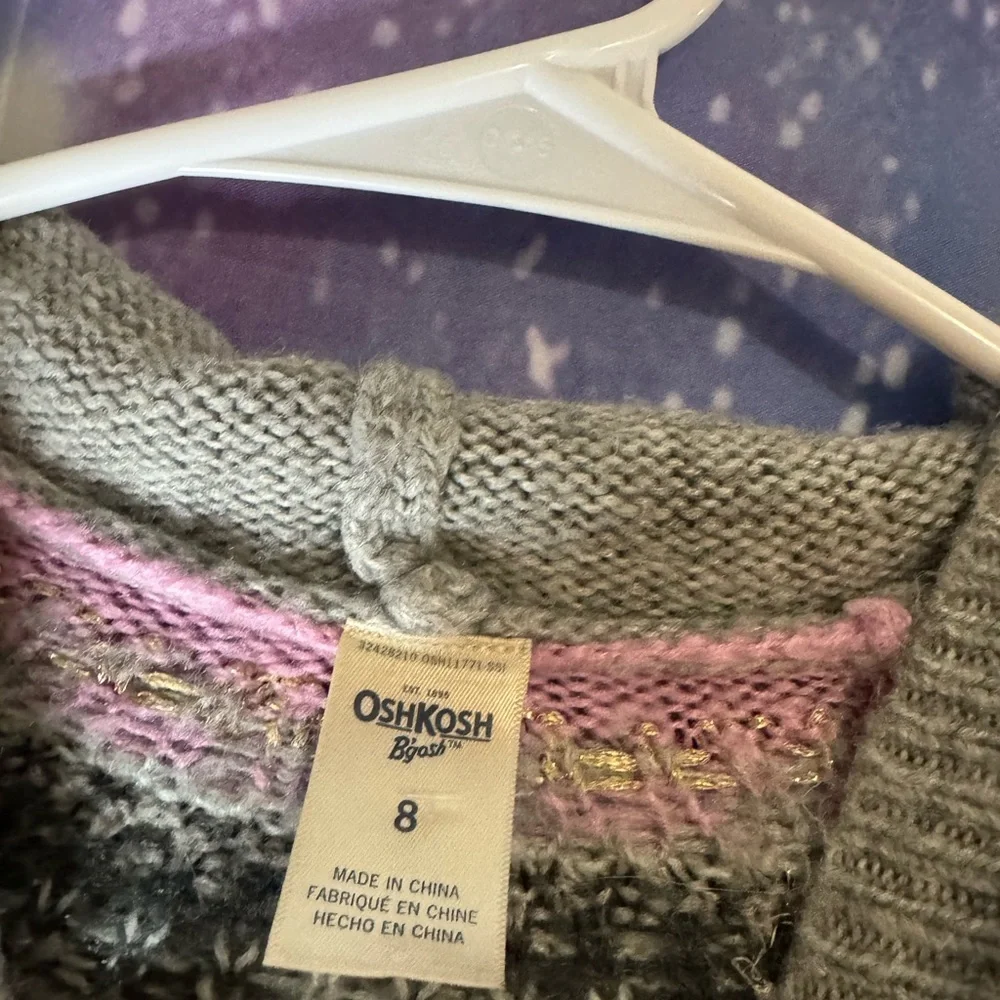 Osh kosh sweater poncho 🛍